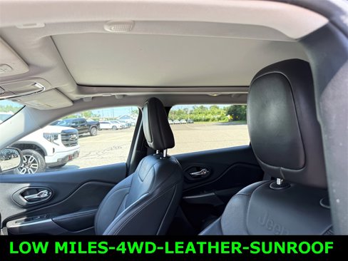 Used 2019 Jeep Cherokee Limited image 17