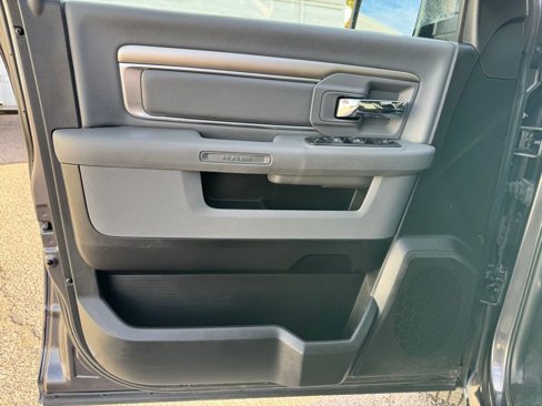 Used 2020 RAM 1500 Classic Warlock w/ Electronics Group image 9
