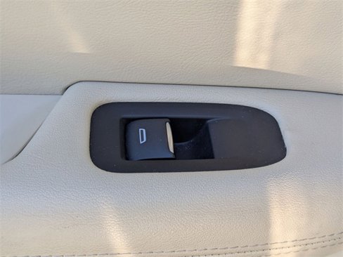 Used 2017 Cadillac XT5 Premium Luxury image 31