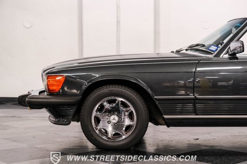 Used 1986 Mercedes-Benz 560 SL image 23