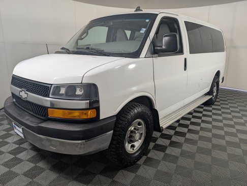 Used 2016 Chevrolet Express 3500 LT w/ LT Preferred Equipment Group image 3