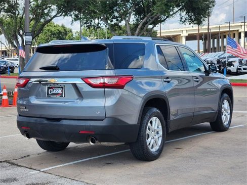 Used 2018 Chevrolet Traverse LT image 7