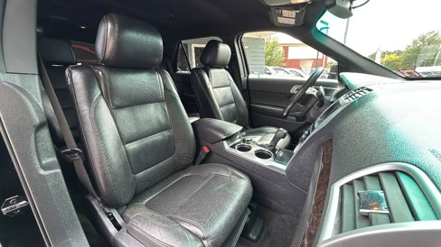 Used 2012 Ford Explorer Limited image 31