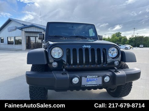 Used 2016 Jeep Wrangler Rubicon w/ Power Convenience Group image 28