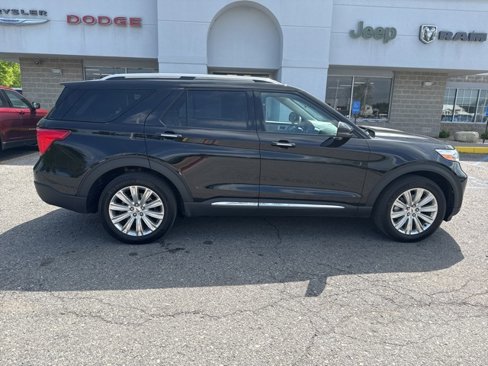 Used 2021 Ford Explorer Limited w/ Equipment Group 301A image 8