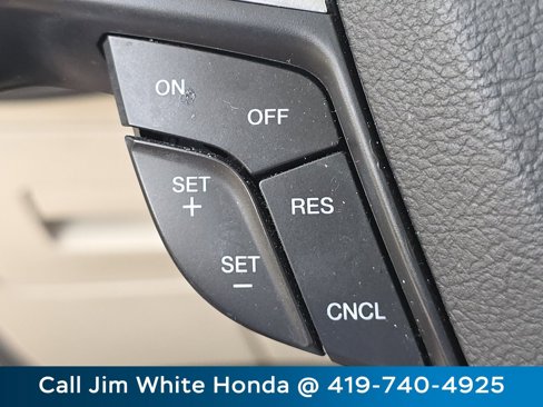 Used 2017 Ford Edge Titanium w/ Equipment Group 302A image 29