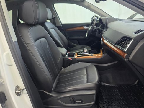 Used 2022 Audi Q5 2.0T Premium Plus w/ Premium Plus Package image 27
