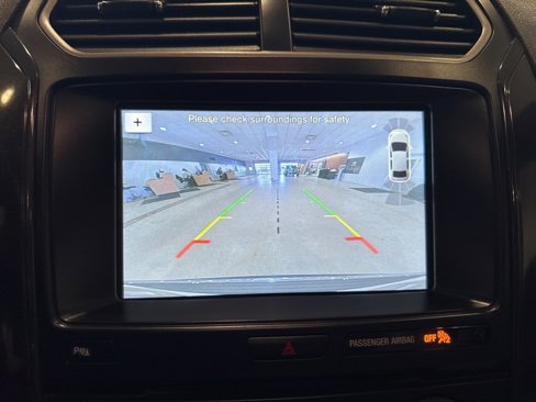 Used 2018 Ford Explorer XLT w/ Equipment Group 202A image 36