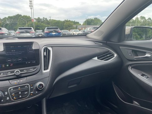 Used 2024 Chevrolet Malibu LT image 31