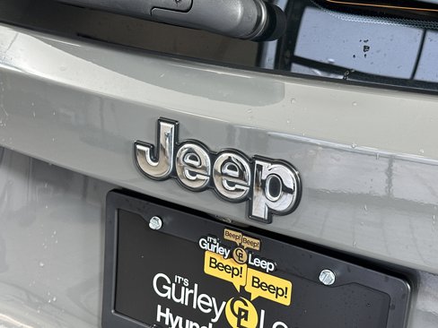 Used 2021 Jeep Renegade Sport image 16