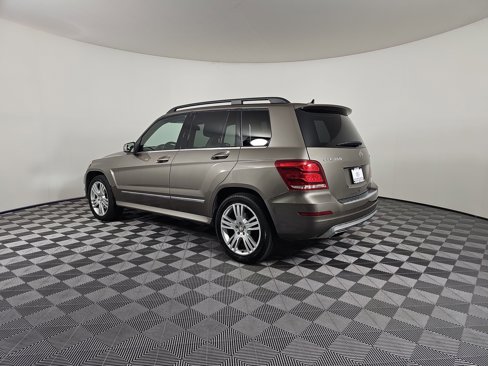 Used 2013 Mercedes-Benz GLK 350 4MATIC image 3