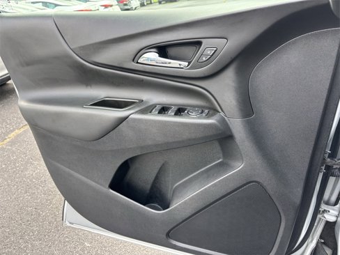 Used 2021 Chevrolet Equinox LT image 15