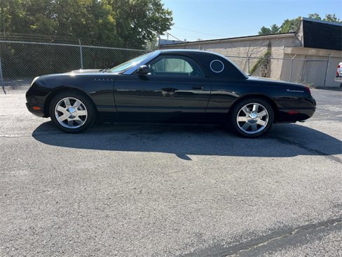Used 2002 Ford Thunderbird image 6