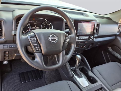 Used 2024 Nissan Frontier S w/ Technology Package image 9