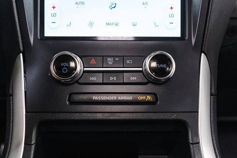 Used 2024 Ford Edge SEL image 15
