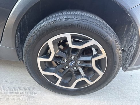 Used 2016 Subaru Crosstrek 2.0i Premium image 11