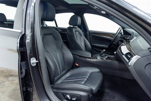 Used 2019 BMW 530i xDrive image 28