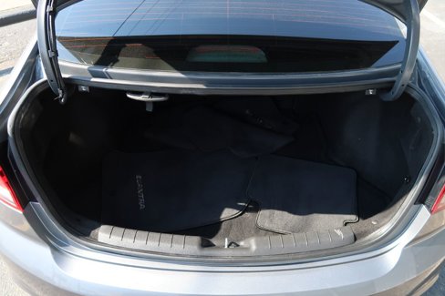 Used 2020 Hyundai Elantra SEL w/ Cargo Package (C1) image 11