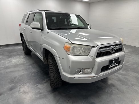 Used 2010 Toyota 4Runner SR5 image 4