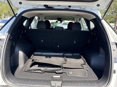 Used 2023 Hyundai Tucson SE image 11