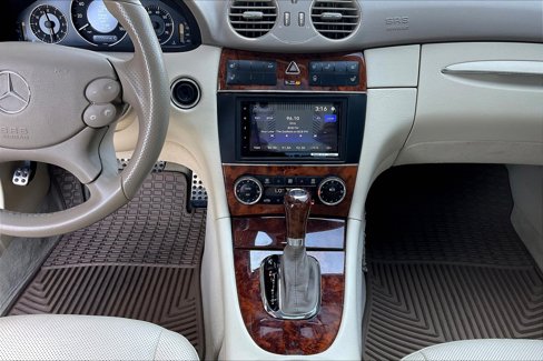 Used 2007 Mercedes-Benz CLK 550 Coupe image 7