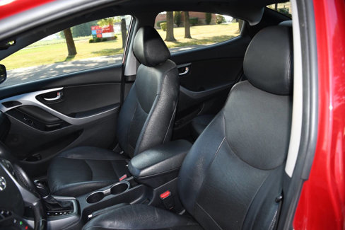 Used 2016 Hyundai Elantra Limited w/ Option Group 04 image 11