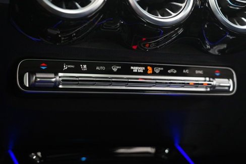 Certified 2025 Mercedes-Benz GLB 35 AMG 4MATIC image 28