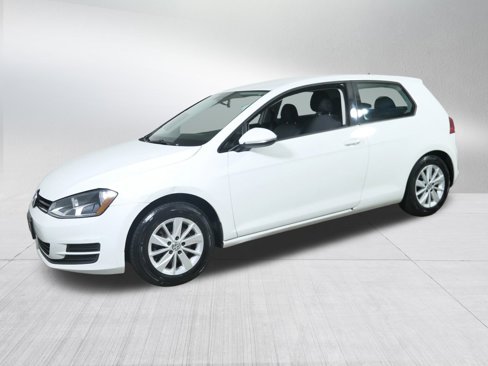 Used 2016 Volkswagen Golf 2-Door image 3