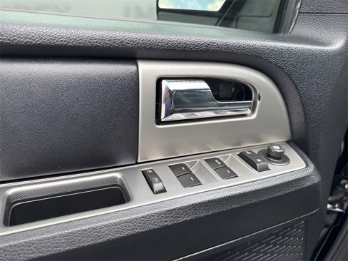 Used 2017 Ford Expedition EL XLT image 26