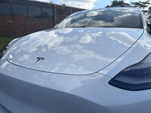 Used 2022 Tesla Model Y Performance image 15