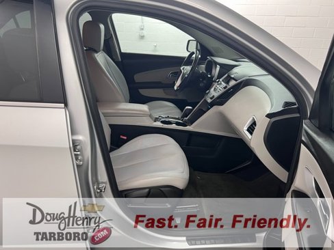 Used 2011 Chevrolet Equinox LT w/ Driver Convenience Package image 39