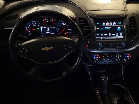 Used 2016 Chevrolet Impala LT w/ Convenience Package image 22