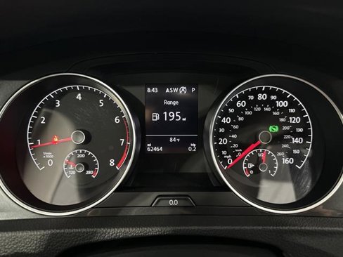 Used 2019 Volkswagen Golf SE image 20