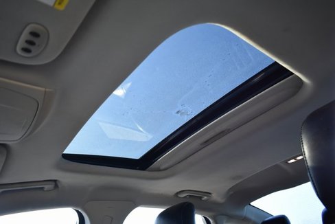 Used 2018 Ford Fusion SE w/ Fusion SE Technology Package image 31