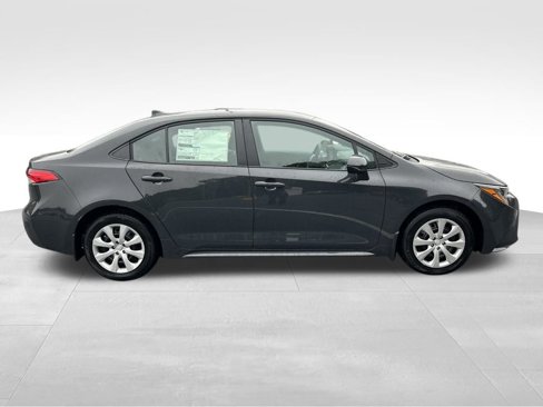 New 2025 Toyota Corolla LE image 6