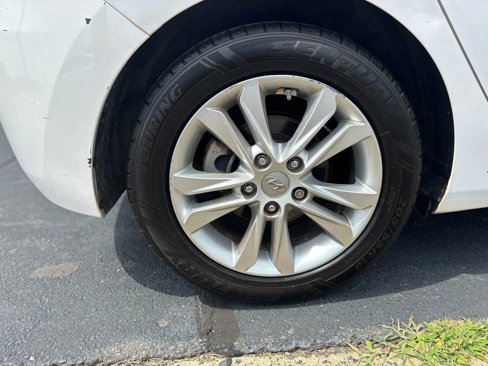 Used 2013 Hyundai Elantra GT image 15