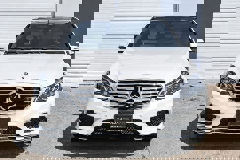 Used 2016 Mercedes-Benz E 400 Sedan image 6