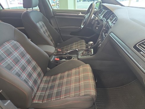Used 2021 Volkswagen GTI S image 20