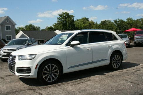 Used 2018 Audi Q7 3.0T Prestige w/ Prestige Package image 1