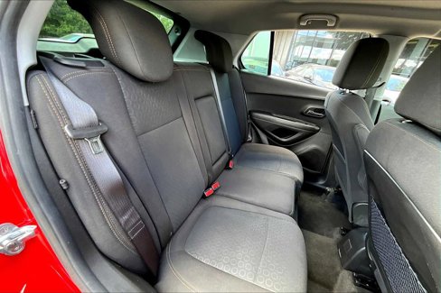 Used 2020 Chevrolet Trax LS w/ LPO, Cargo Package image 17