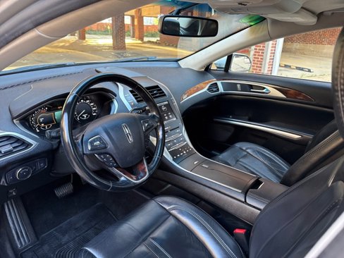 Used 2016 Lincoln MKZ w/ Equipment Group 200A Select image 10