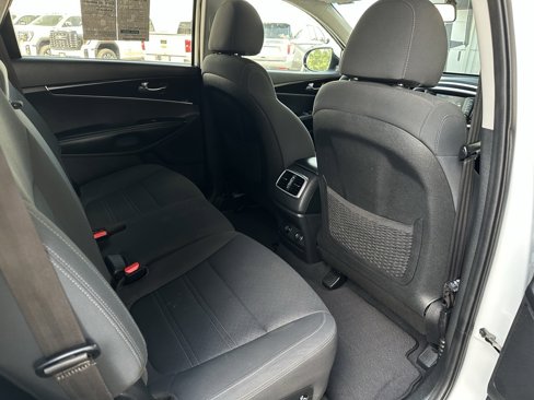 Used 2020 Kia Sorento AWD V6 image 17