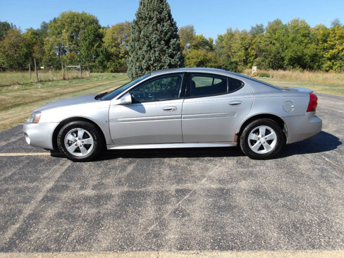 Used 2008 Pontiac Grand Prix w/ Preferred Package image 9
