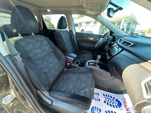 Used 2015 Nissan Rogue SV w/ SV Premium Package image 20