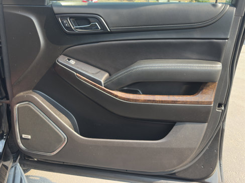 Used 2020 Chevrolet Tahoe LT image 25