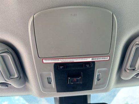 Used 2021 Toyota Camry LE image 19