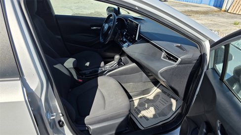 Used 2021 Toyota Corolla LE image 6