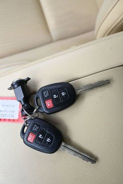 Used 2016 Toyota Highlander Plus image 9