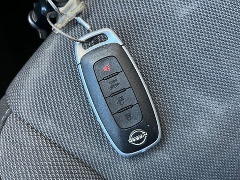 Used 2023 Nissan Versa SV image 22