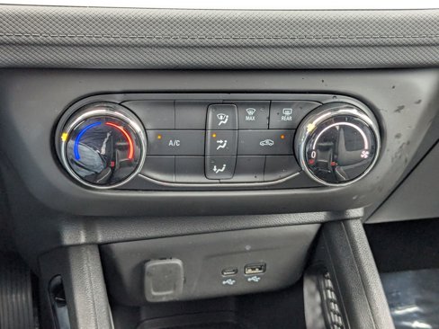 Used 2024 Chevrolet TrailBlazer LS w/ LS Convenience Package image 25